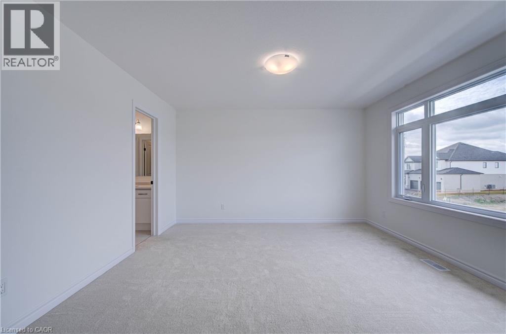 10 Munn Crescent Property Photo 34