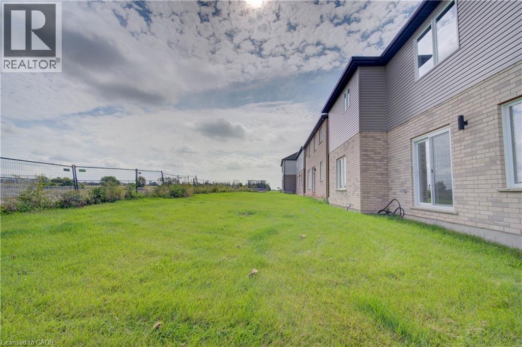 10 Munn Crescent Property Photo 44