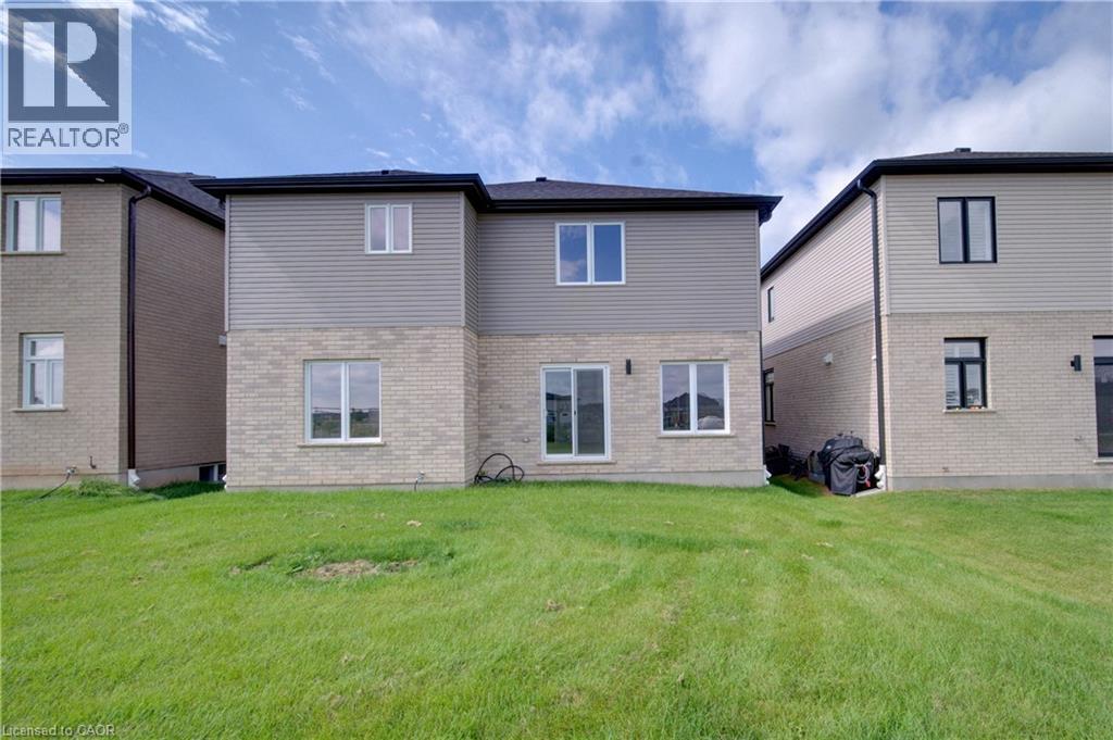 10 Munn Crescent Property Photo 45