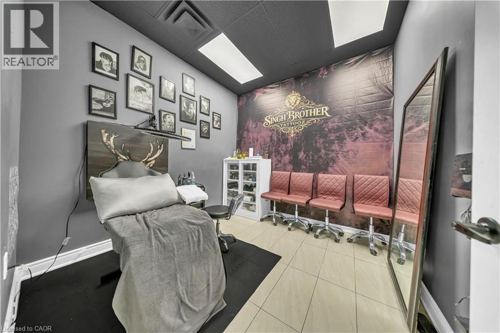 370 Eastbridge Boulevard Unit# B Property Photo 16