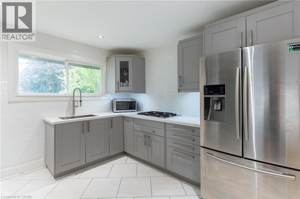 83 East 15th Street Property Photo 16