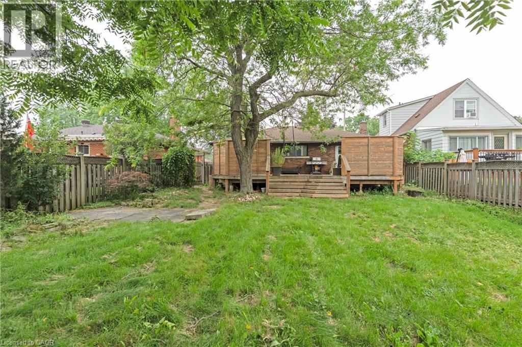 83 East 15th Street Property Photo 47