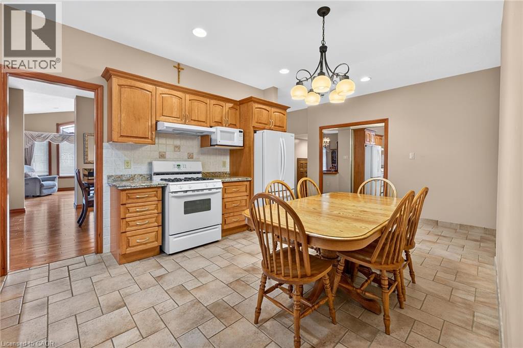 219 Jacqueline Boulevard Property Photo 18