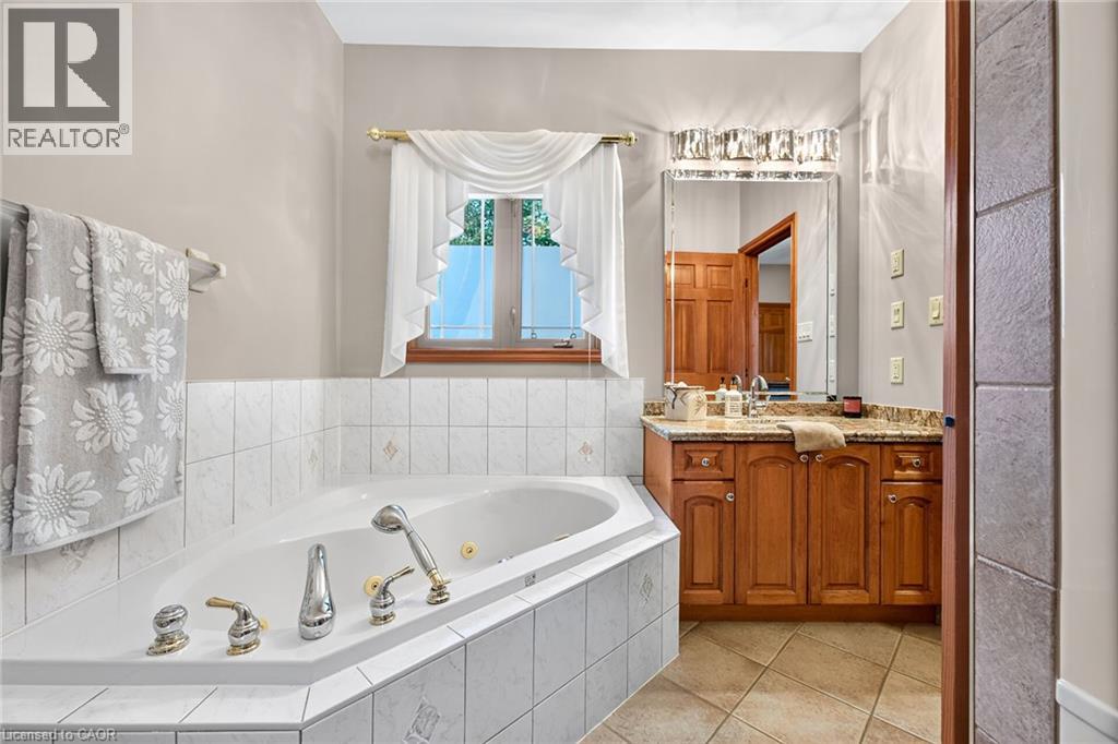 219 Jacqueline Boulevard Property Photo 33