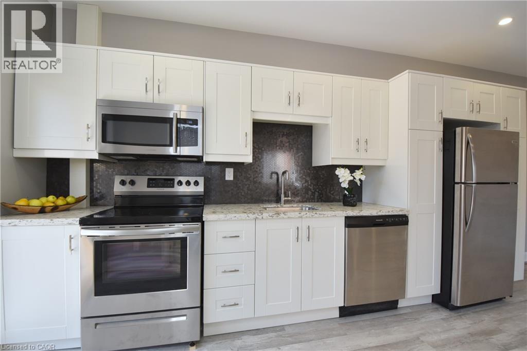 76 Burlington Street E Property Photo 2