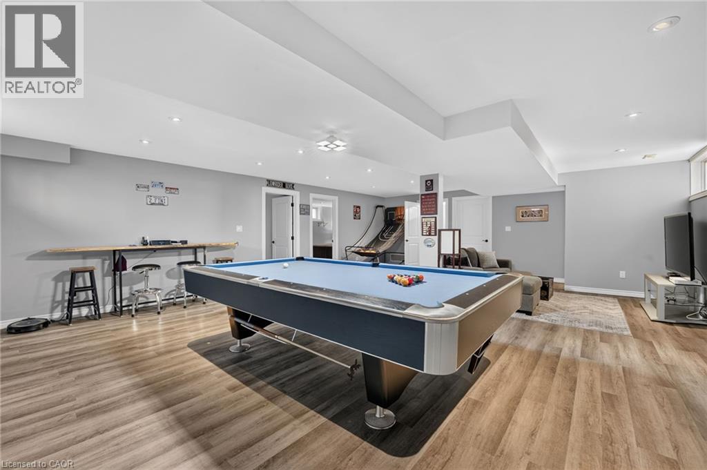 90 Lafayette Street E Property Photo 28