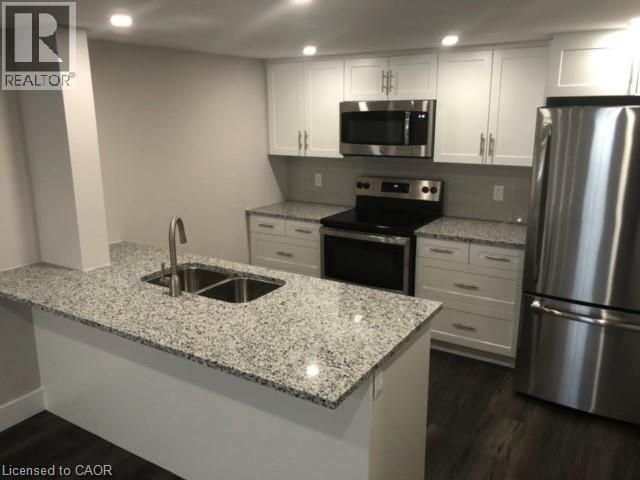 805 Rockway Drive Property Photo 10