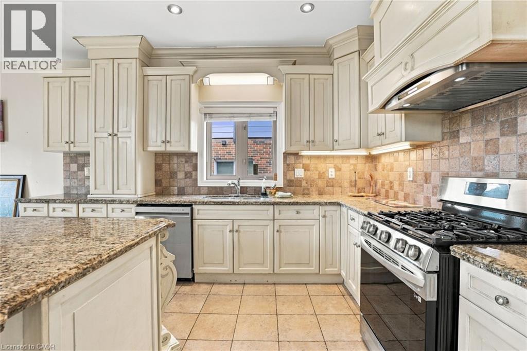 261 Federal Street Property Photo 16