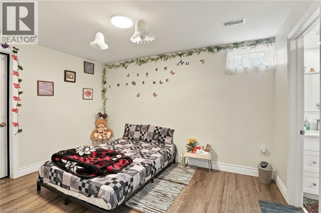 261 Federal Street Property Photo 42