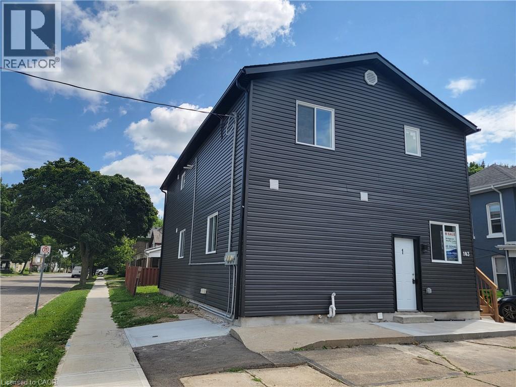 103 PEEL Street