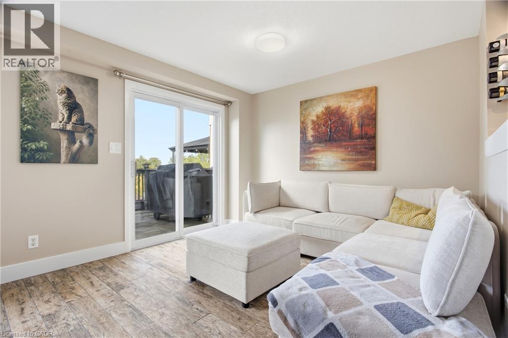 39 Maitland Street Property Photo 6