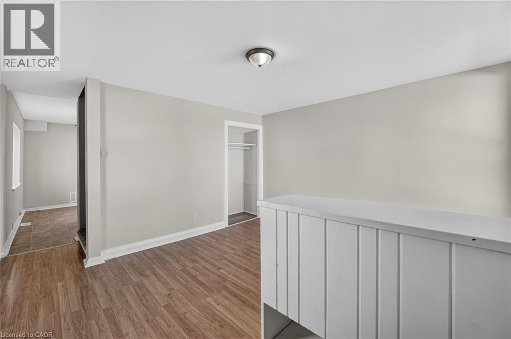 213-215 Maple Street Property Photo 8