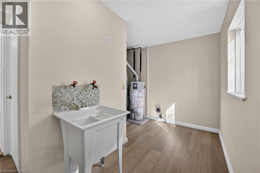 213-215 Maple Street Property Photo 17