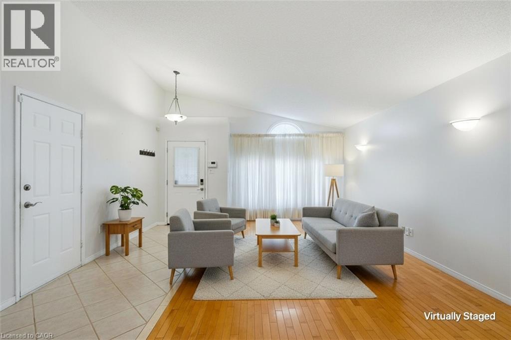 102 Cove Crescent Property Photo 5