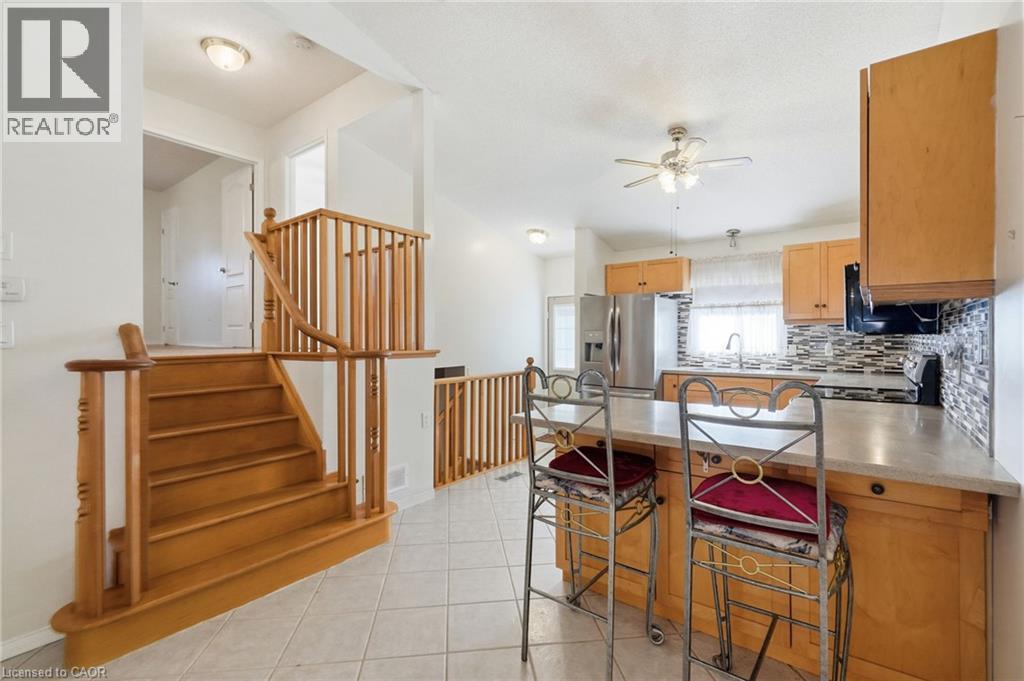 102 Cove Crescent Property Photo 13