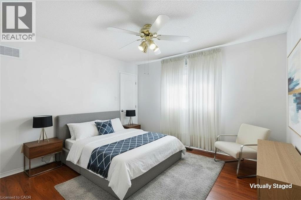 102 Cove Crescent Property Photo 17