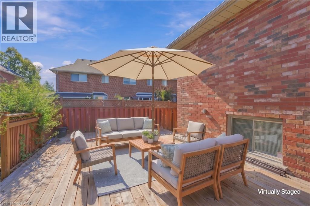 102 Cove Crescent Property Photo 33