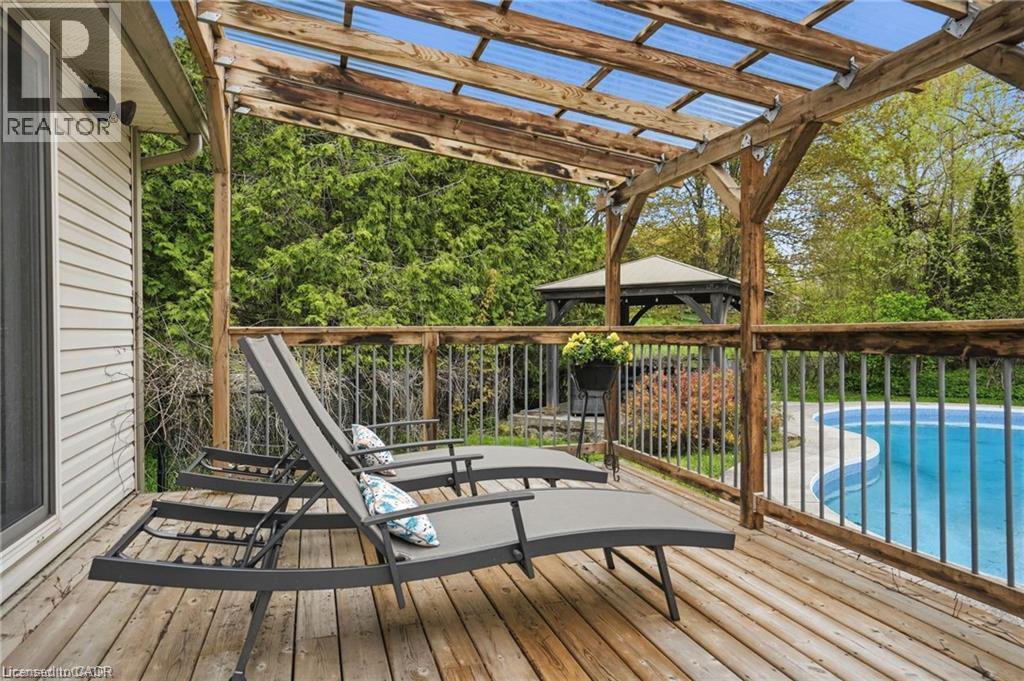 2000 15 Side Road Property Photo 44