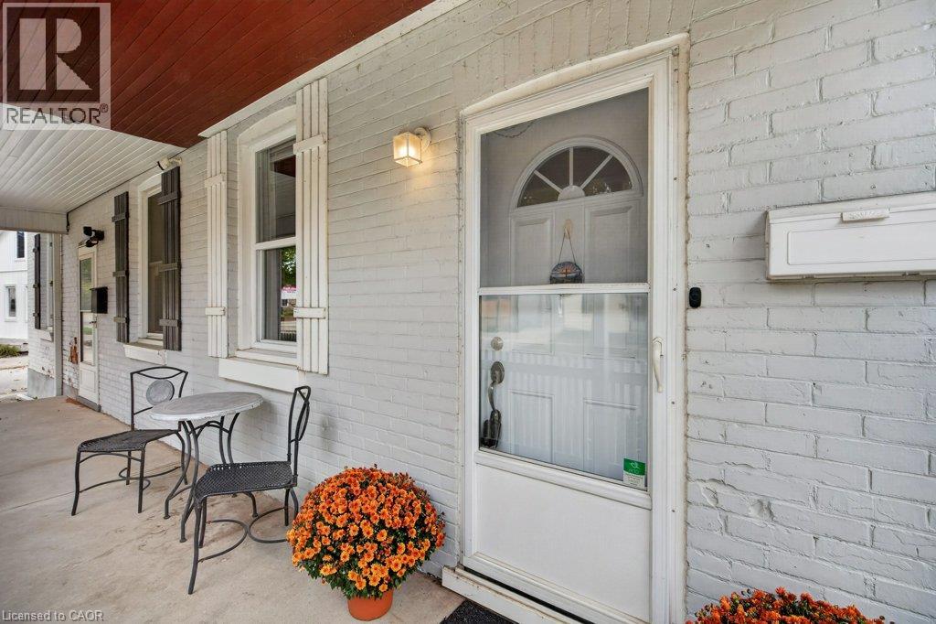 147 Pearl Street Property Photo 6