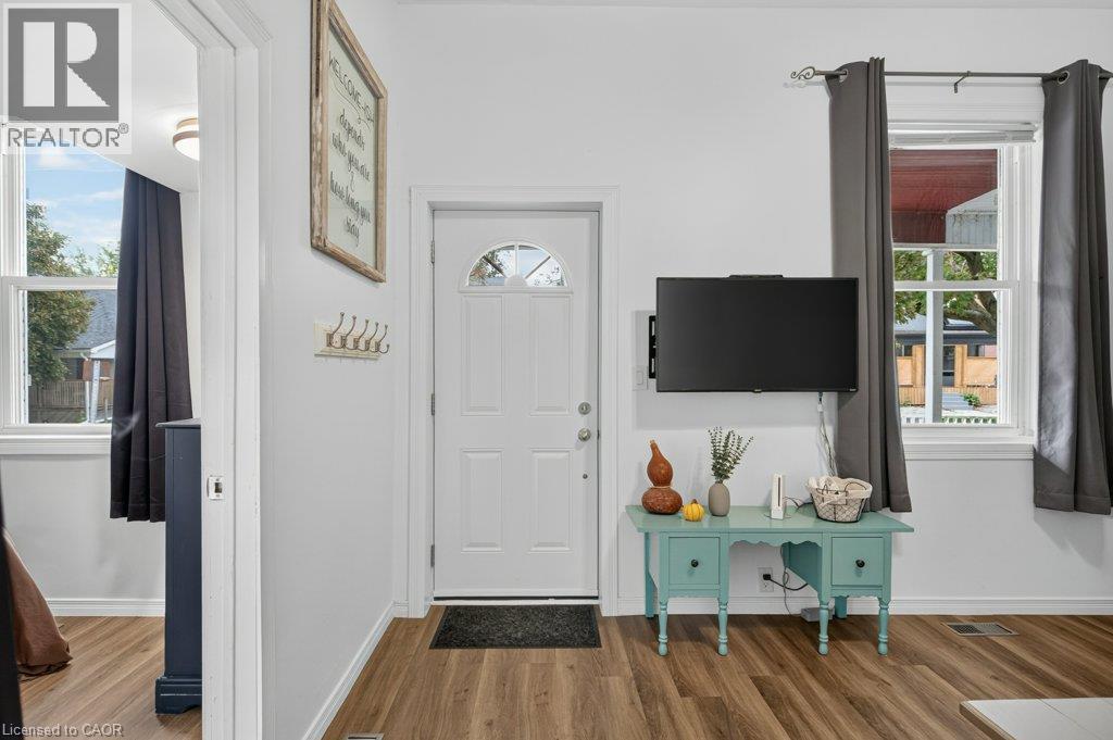 147 Pearl Street Property Photo 7