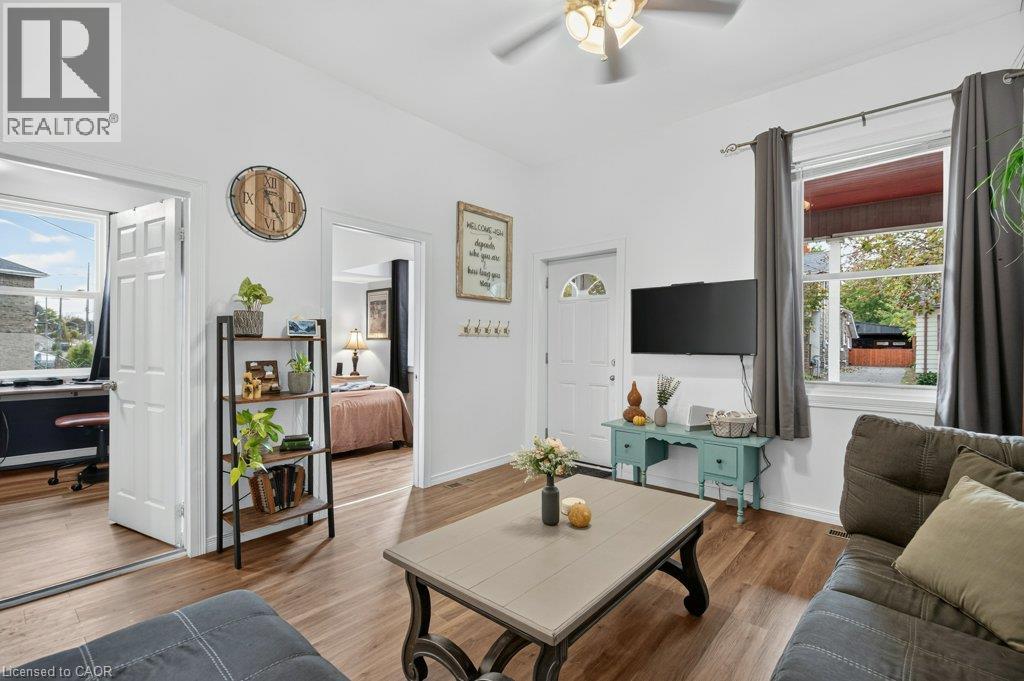 147 Pearl Street Property Photo 11