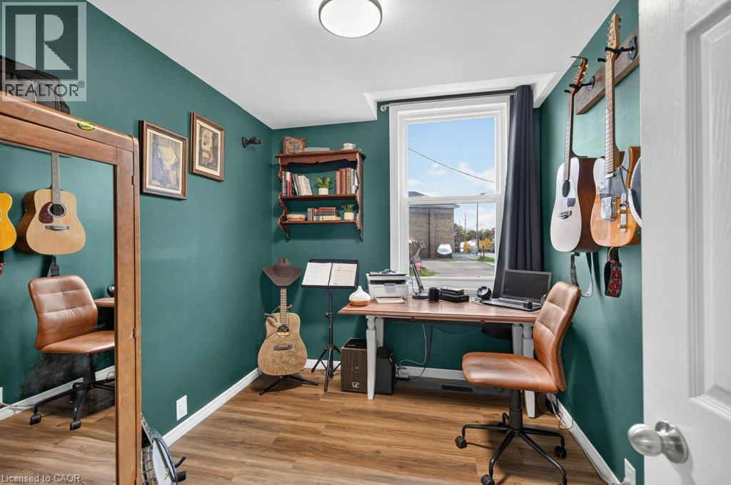 147 Pearl Street Property Photo 15
