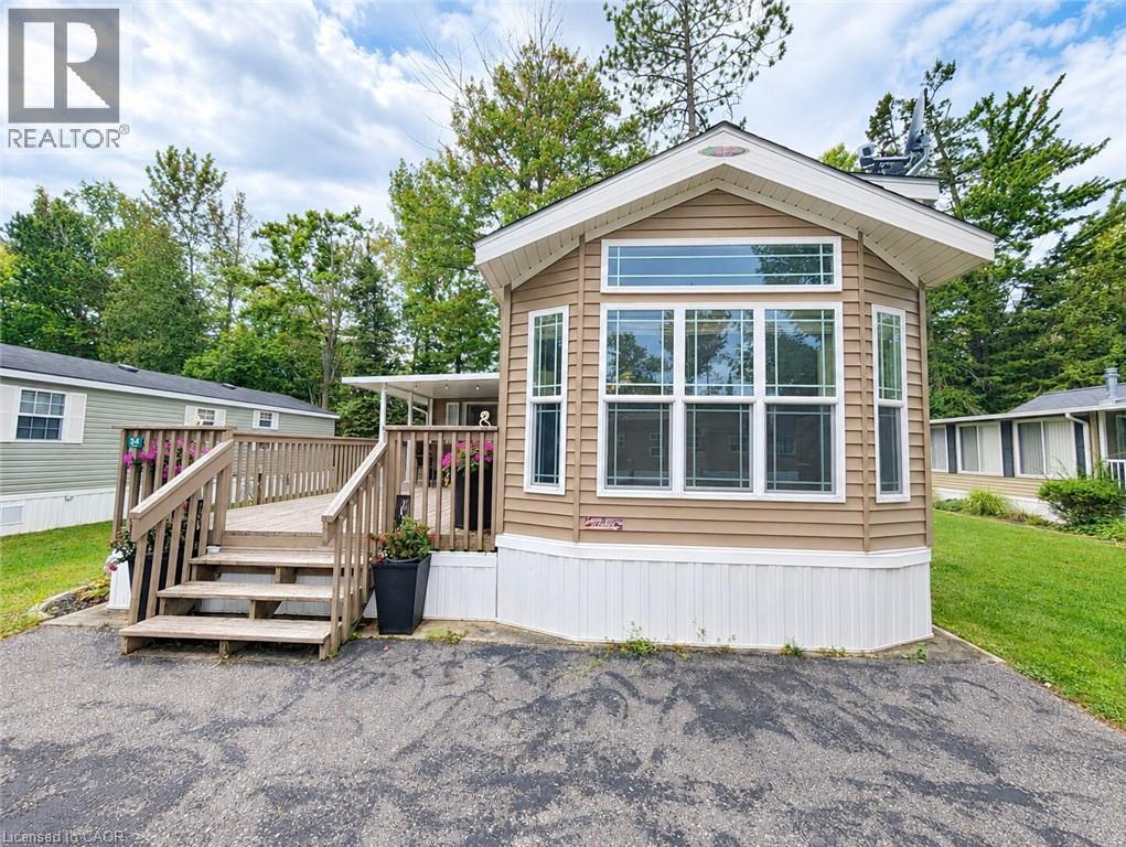 34 Temagami Trail Property Photo 1