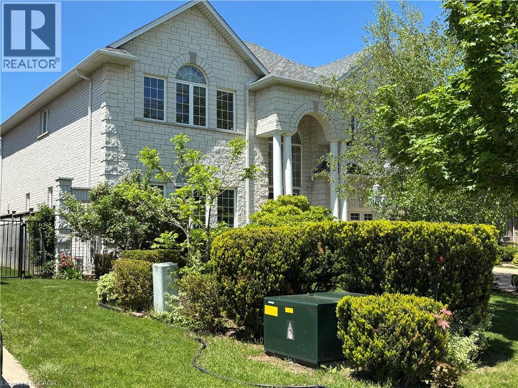 6 Fourseasons Drive Property Photo 1