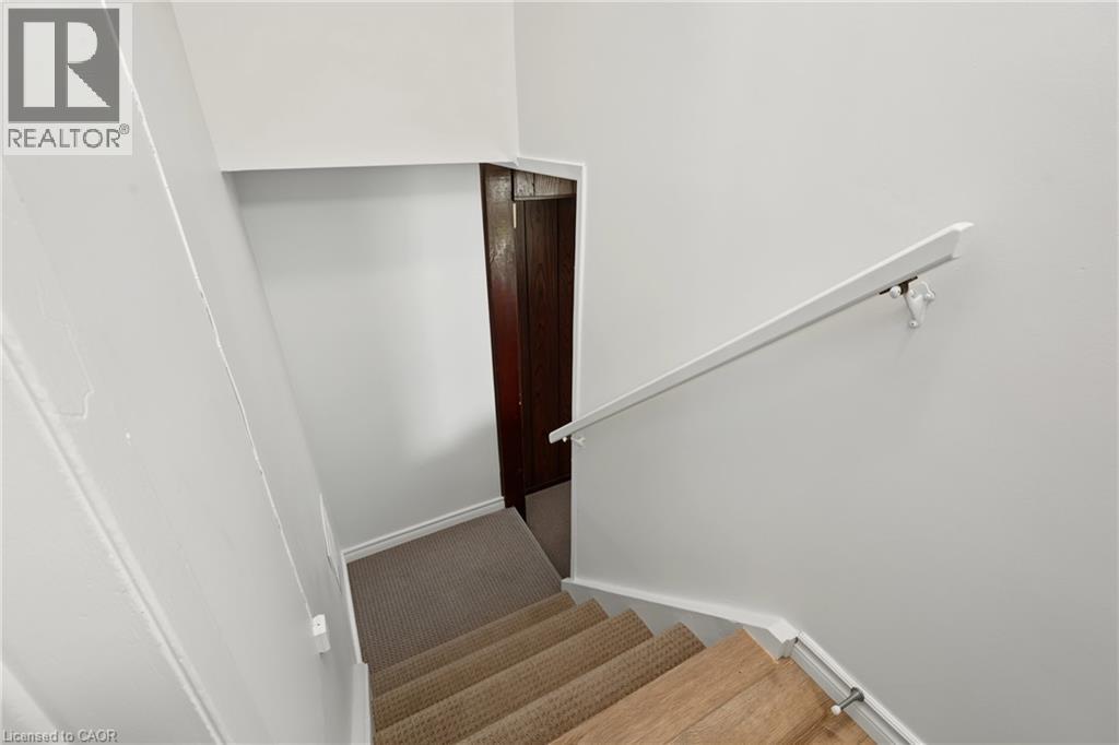 589 Mohawk Road W Property Photo 19
