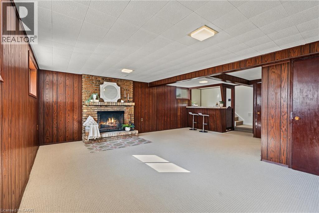 589 Mohawk Road W Property Photo 23