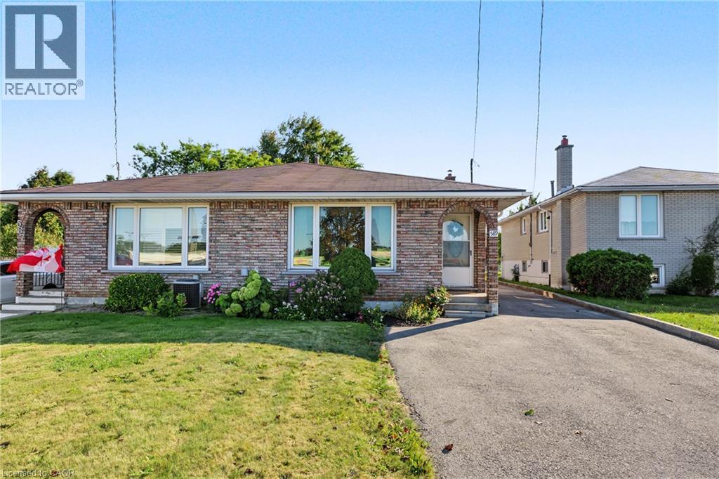 589 Mohawk Road W Property Photo 37