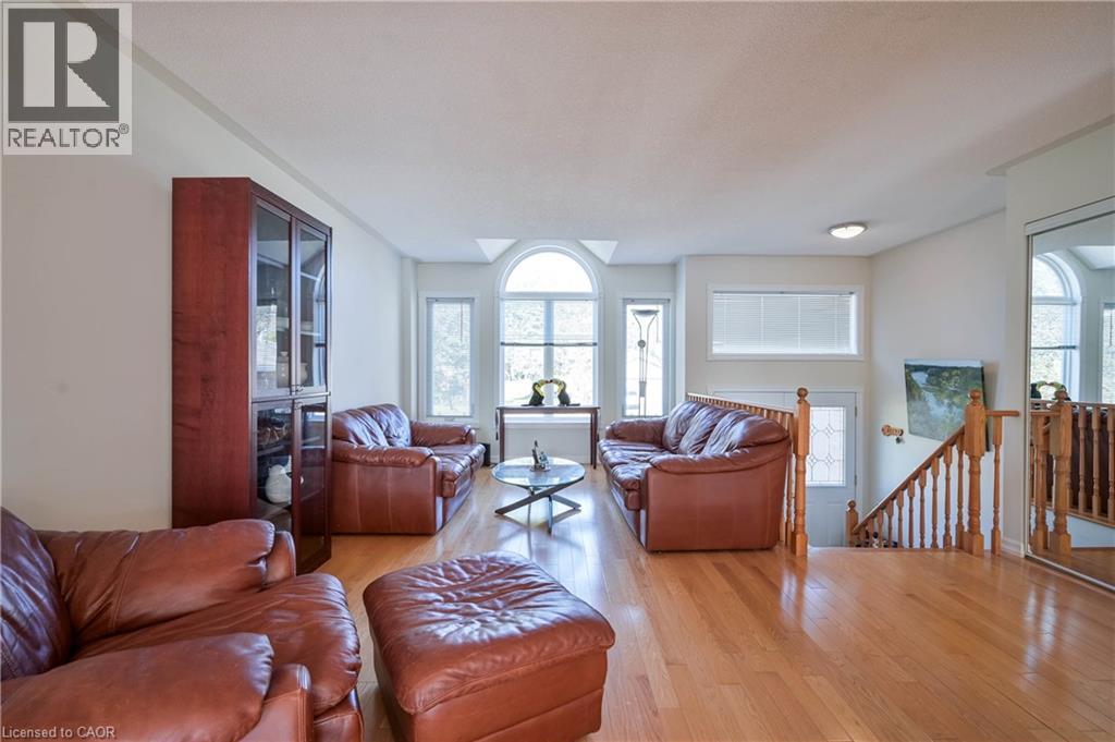 12 Langevin Drive Property Photo 15
