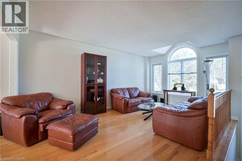 12 Langevin Drive Property Photo 16
