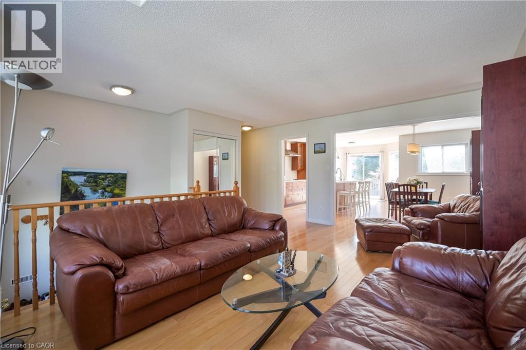 12 Langevin Drive Property Photo 17