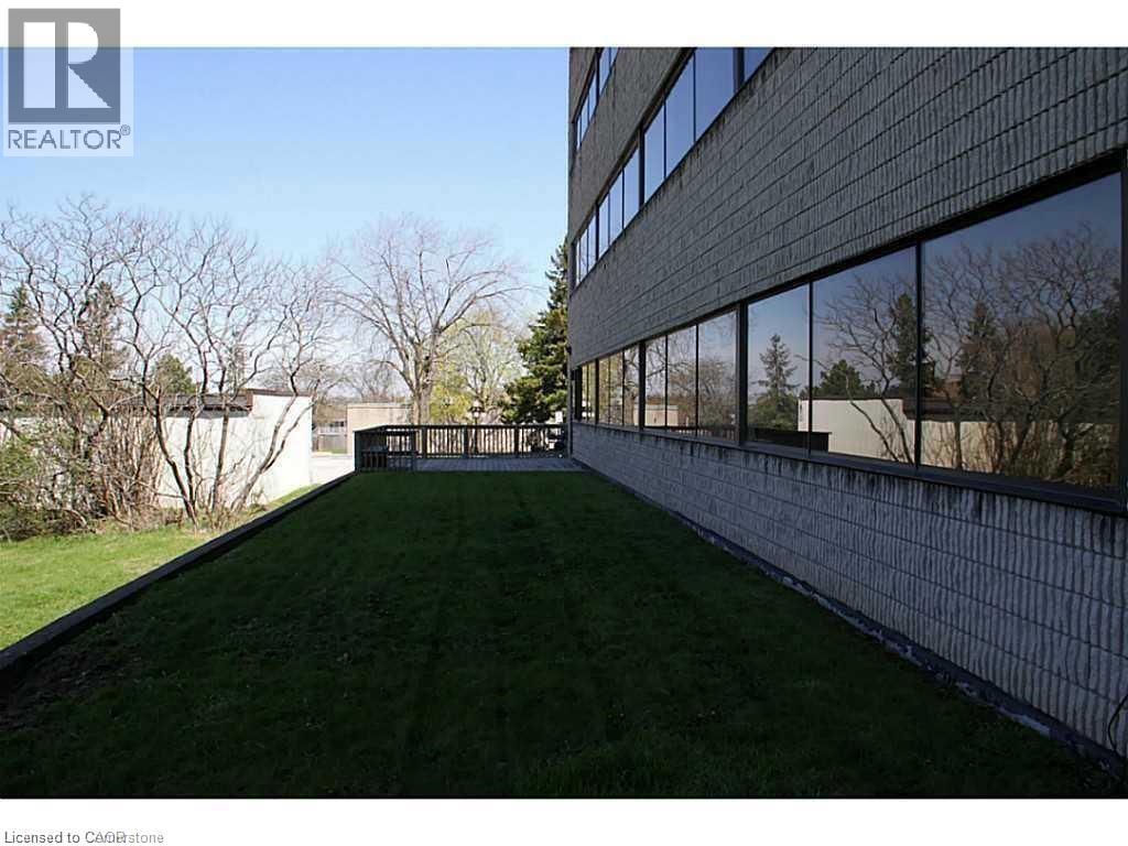 1030 Upper James Street Unit# 405 Property Photo 23
