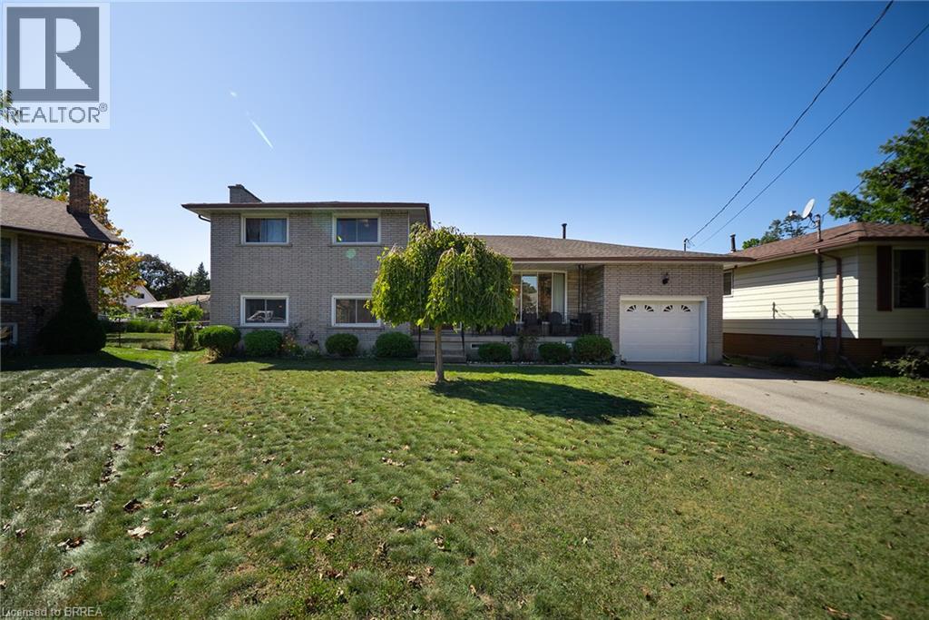 32 Avondale Crescent Property Photo 1