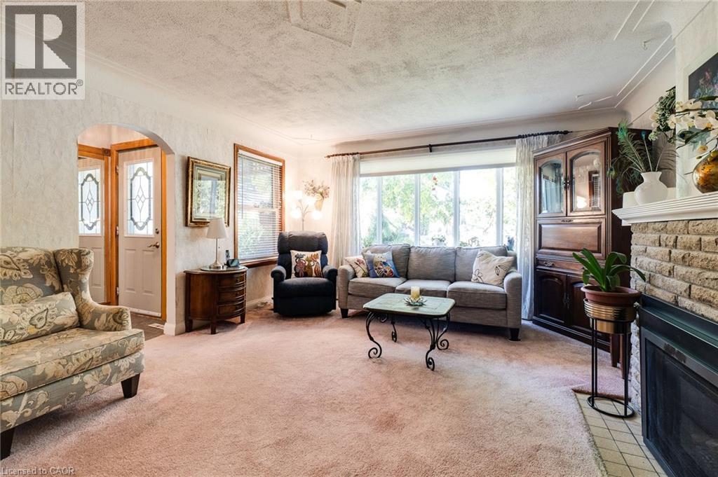 12 Don Street Property Photo 8