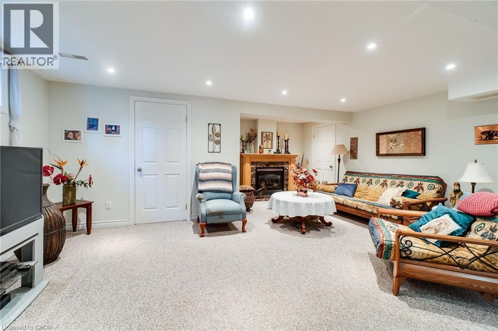12 Don Street Property Photo 32