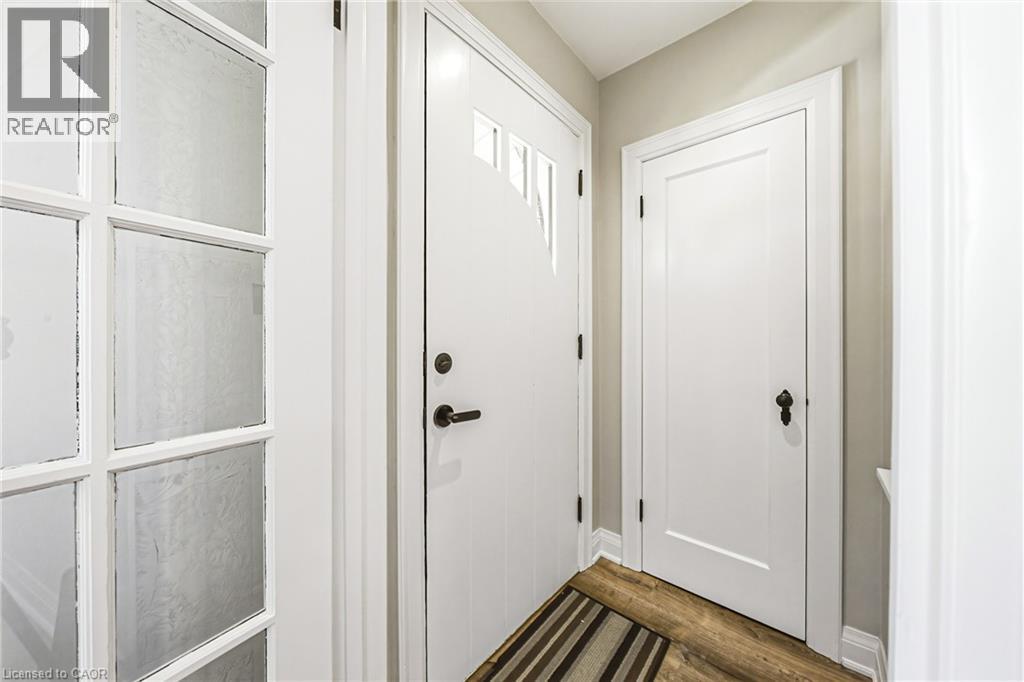 203 West 2nd Street Property Photo 4