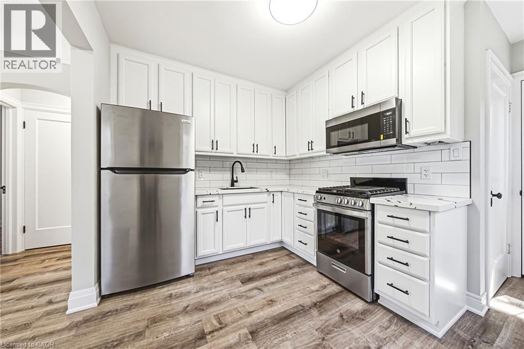 203 West 2nd Street Property Photo 8