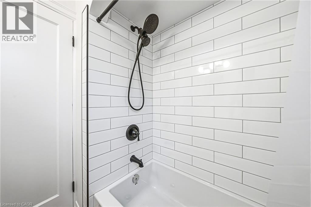 203 West 2nd Street Property Photo 13
