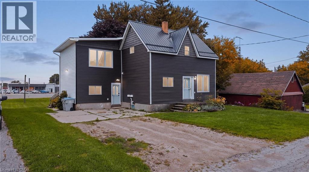 756 Inkerman Street E Property Photo 3