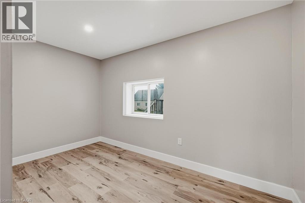 756 Inkerman Street E Property Photo 13