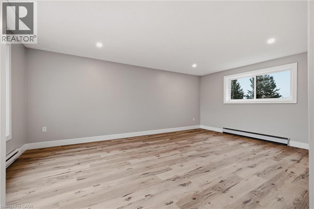 756 Inkerman Street E Property Photo 29