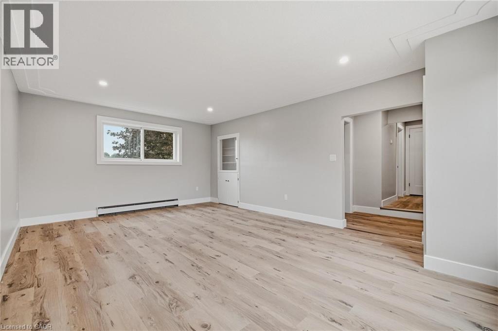 756 Inkerman Street E Property Photo 30