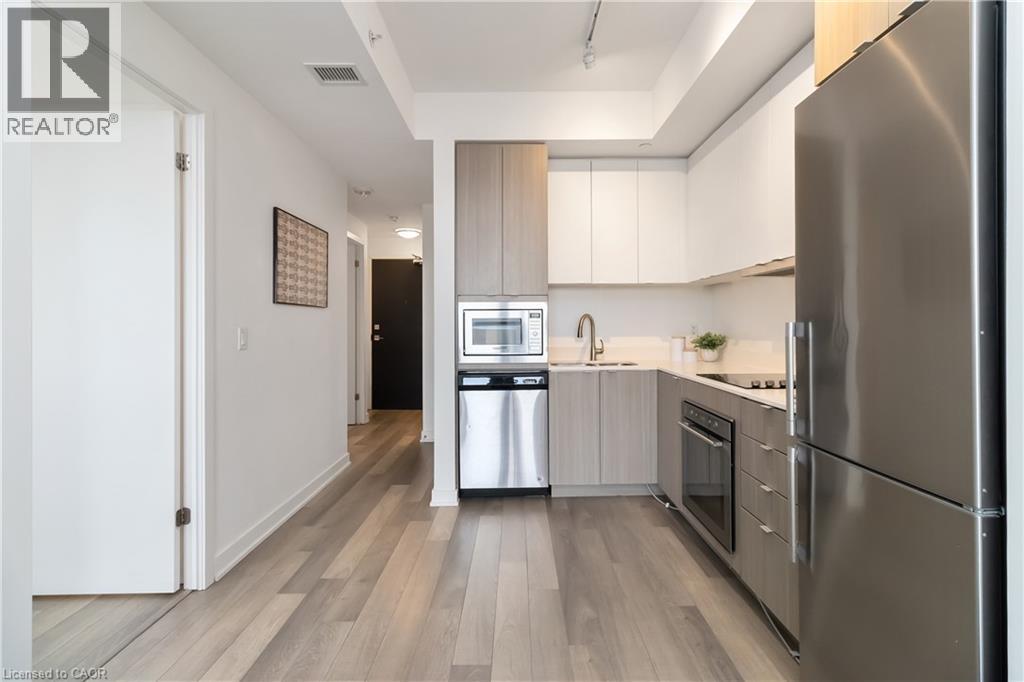5220 Dundas Street Unit# D422 Property Photo 4