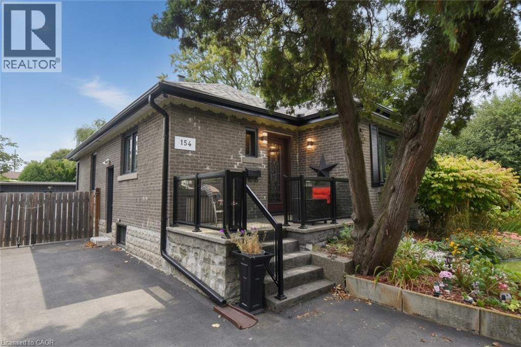 154 Ewen Road Property Photo 4