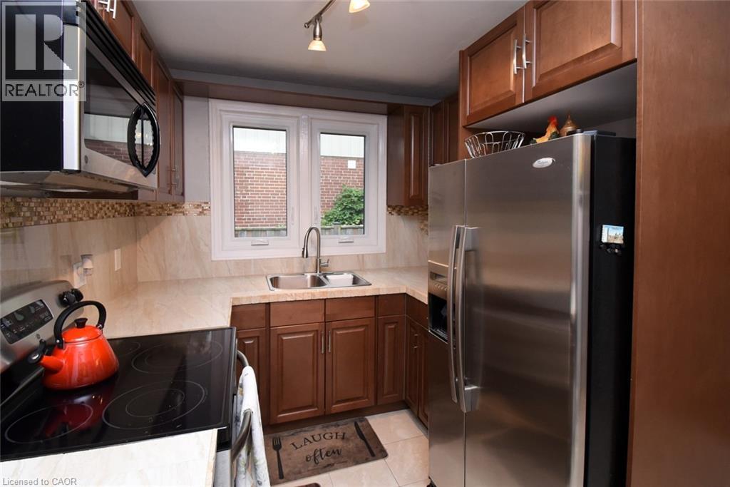 154 Ewen Road Property Photo 12
