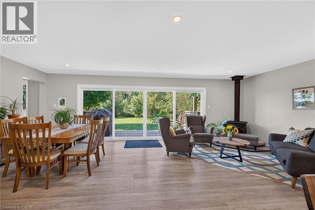 8105 Leeming Road Property Photo 11