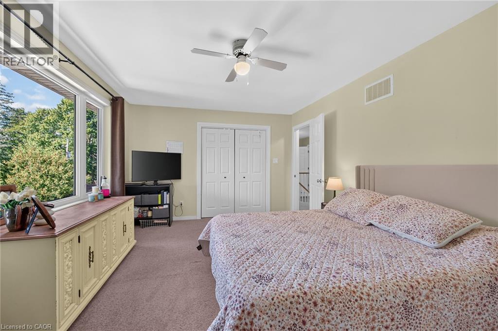 8105 Leeming Road Property Photo 27